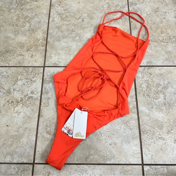 New Agua Bendita Kali Solid One-Piece Swimsuit size M - Picture 10 of 13